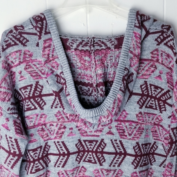 AE Outfitters Baja Southwestern Hooded Sweater - Picture 8 of 11